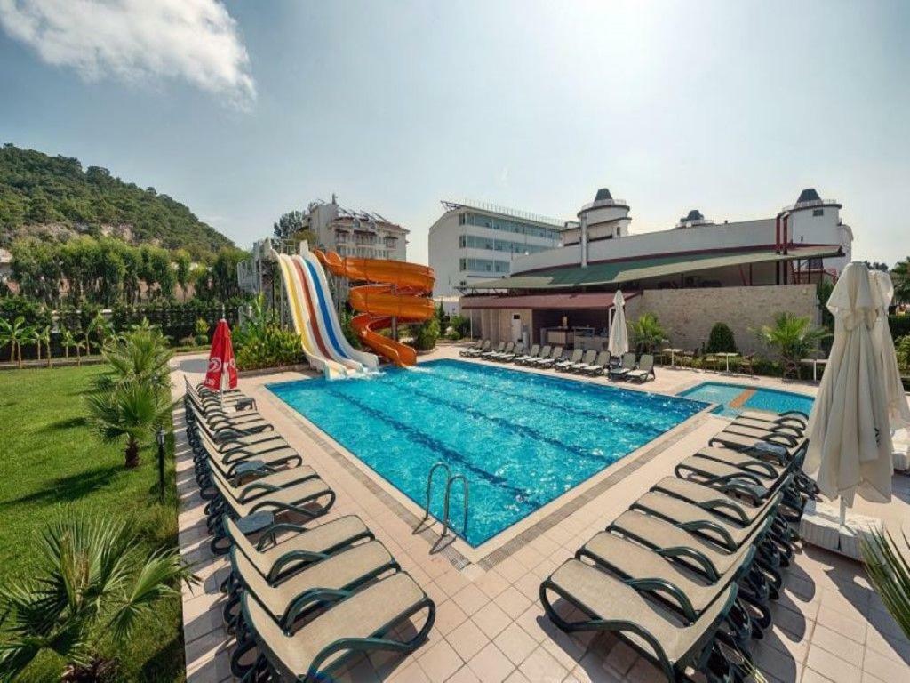 Otel Palmet Kiris Resort 4*